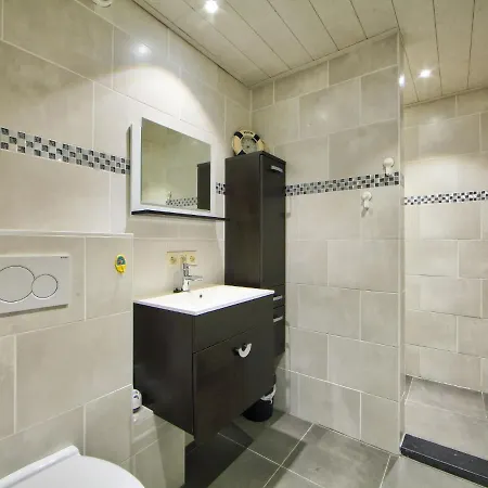 Apartman Astrid 403 With Parking By Interhome